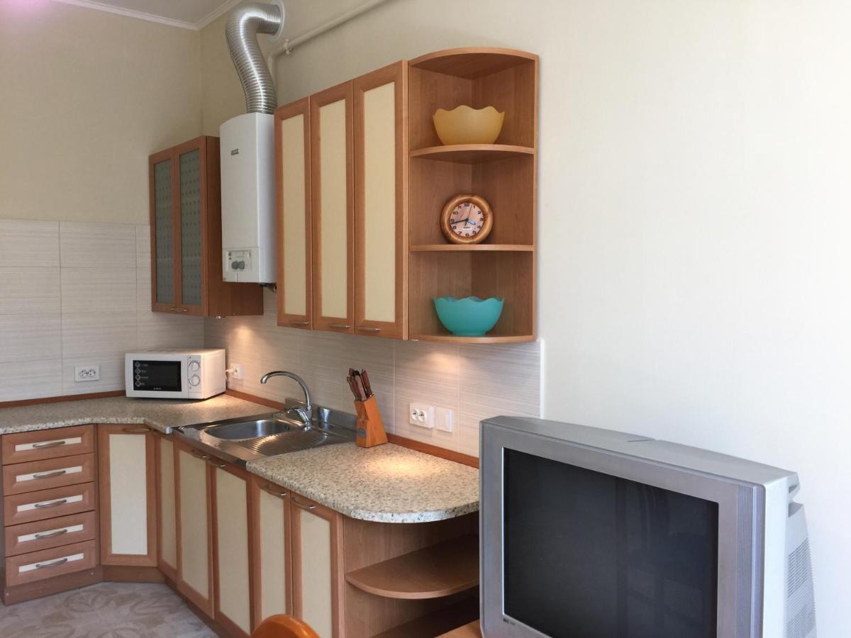 Apartment Eney Lviv Eksteriør billede