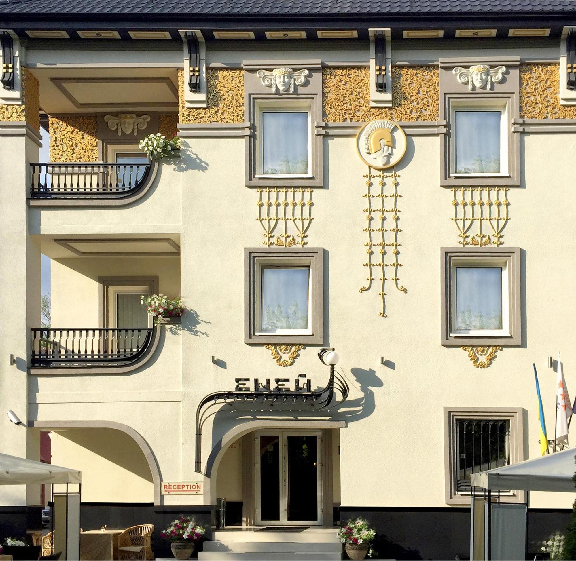 Apartment Eney Lviv Eksteriør billede